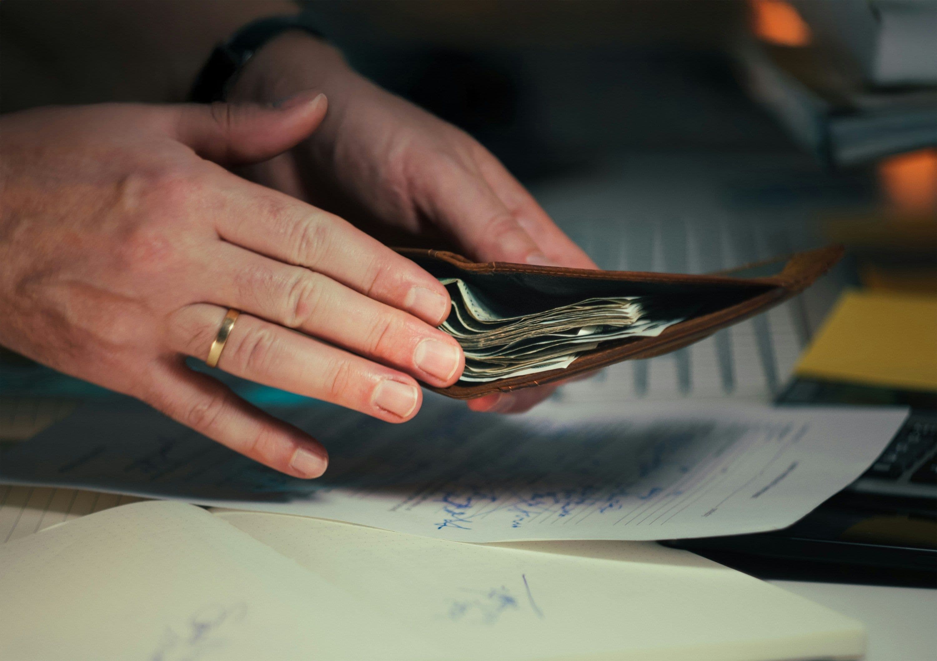 Debt Snowball vs Debt Avalanche: Which Pays Off Debt Faster? — Economy guide